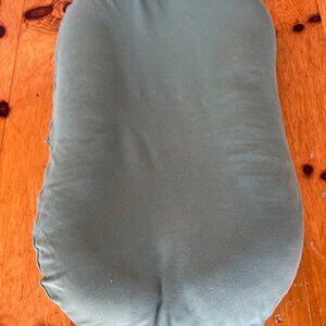 Snuggle Me Organic Infant Lounger